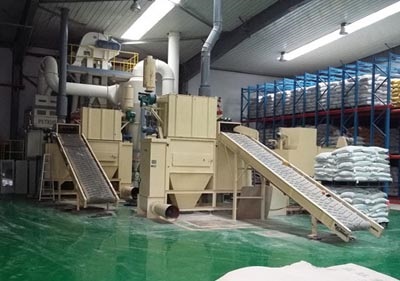 25kg自動(dòng)拆包機(jī)